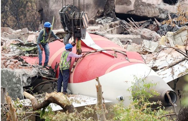 Ahmedabad Plane Crash: Captain Shut Off Both Engine Switches, Reveals Probe