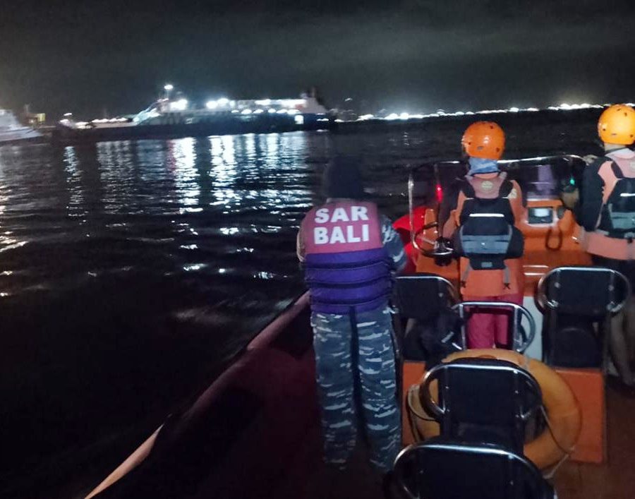 Boat accident: 3 dead, 58 missing