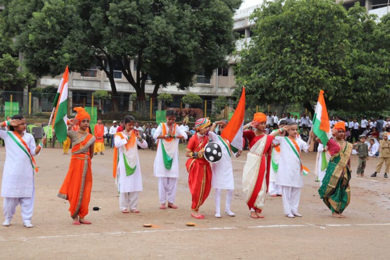 Saraswati Shishu Vidya Mandir, Dhurwa, Ranchi Celebrates 79th Independence Day with Patriotic Fervor