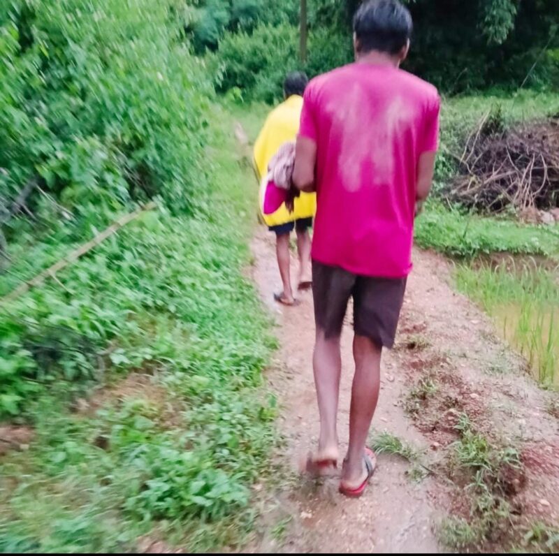 Three-Day-Old Infant Dies in Jharkhand Due to Lack of Road Connectivity