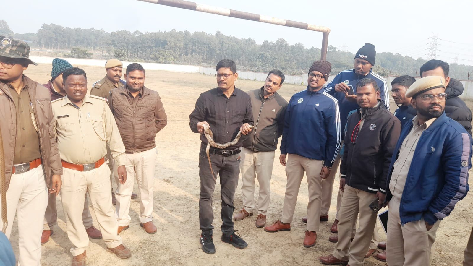 Thousands of Snakes Rescued – Ramesh Kumar Mahto: The Messiah of Snakes in Jharkhand