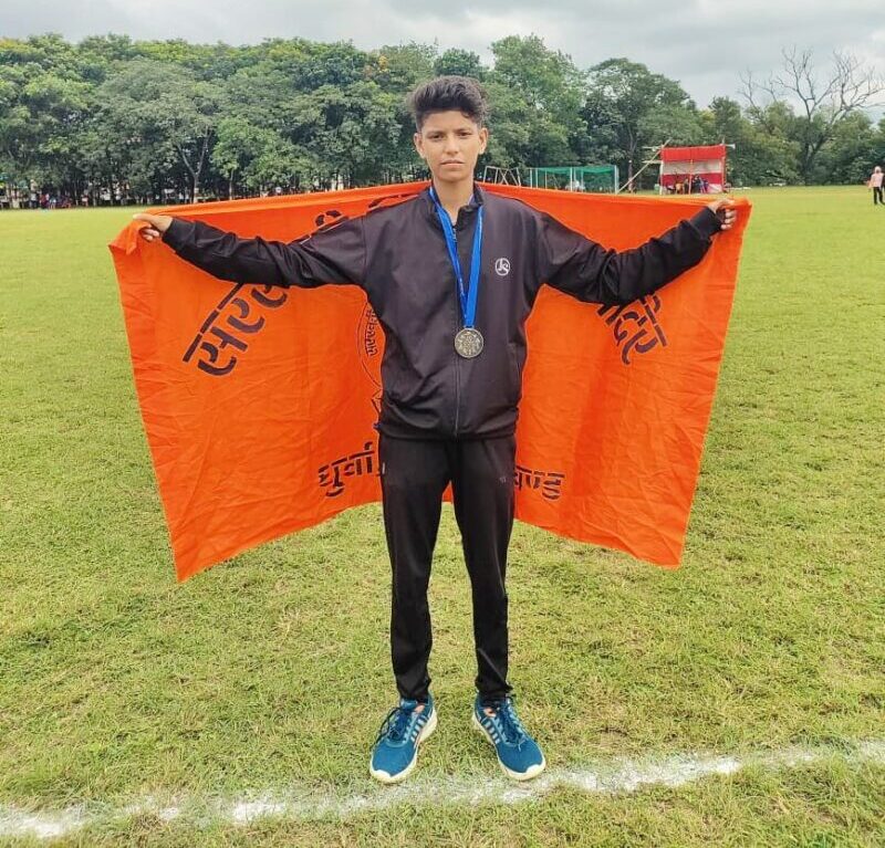 Jiya Raj Wins Silver in Long Jump at CBSE Cluster III Athletics Meet 2025