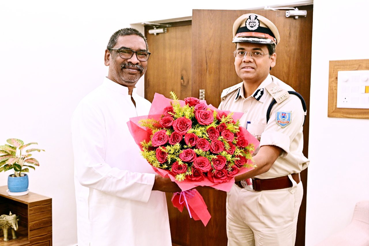 IG Sunil Bhaskar Meets Chief Minister Hemant Soren in Ranchi
