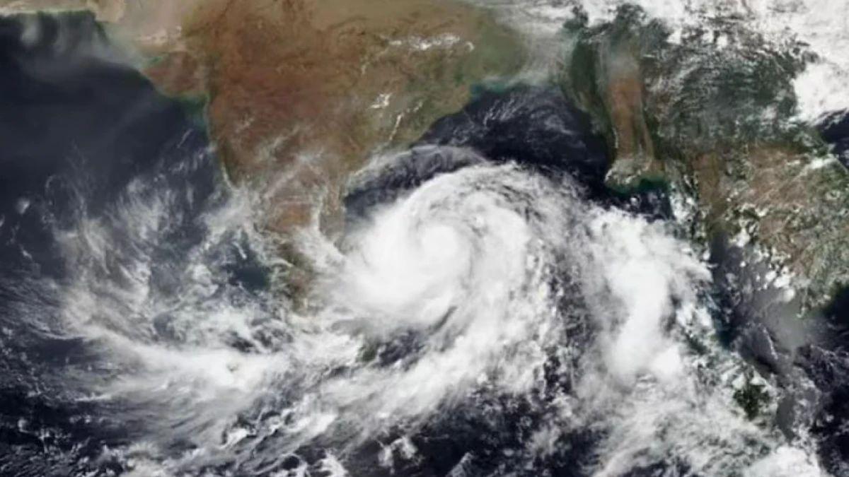 Cyclone Mountha May Bring Heavy Rain in Jharkhand Till October 31