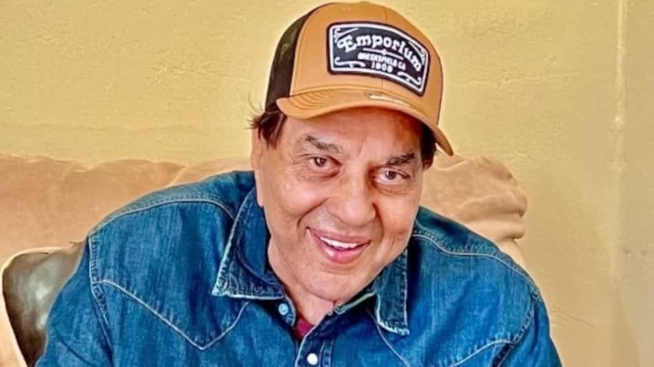 Dharmendra Discharged from Hospital, Family Issues Statement Urging Privacy