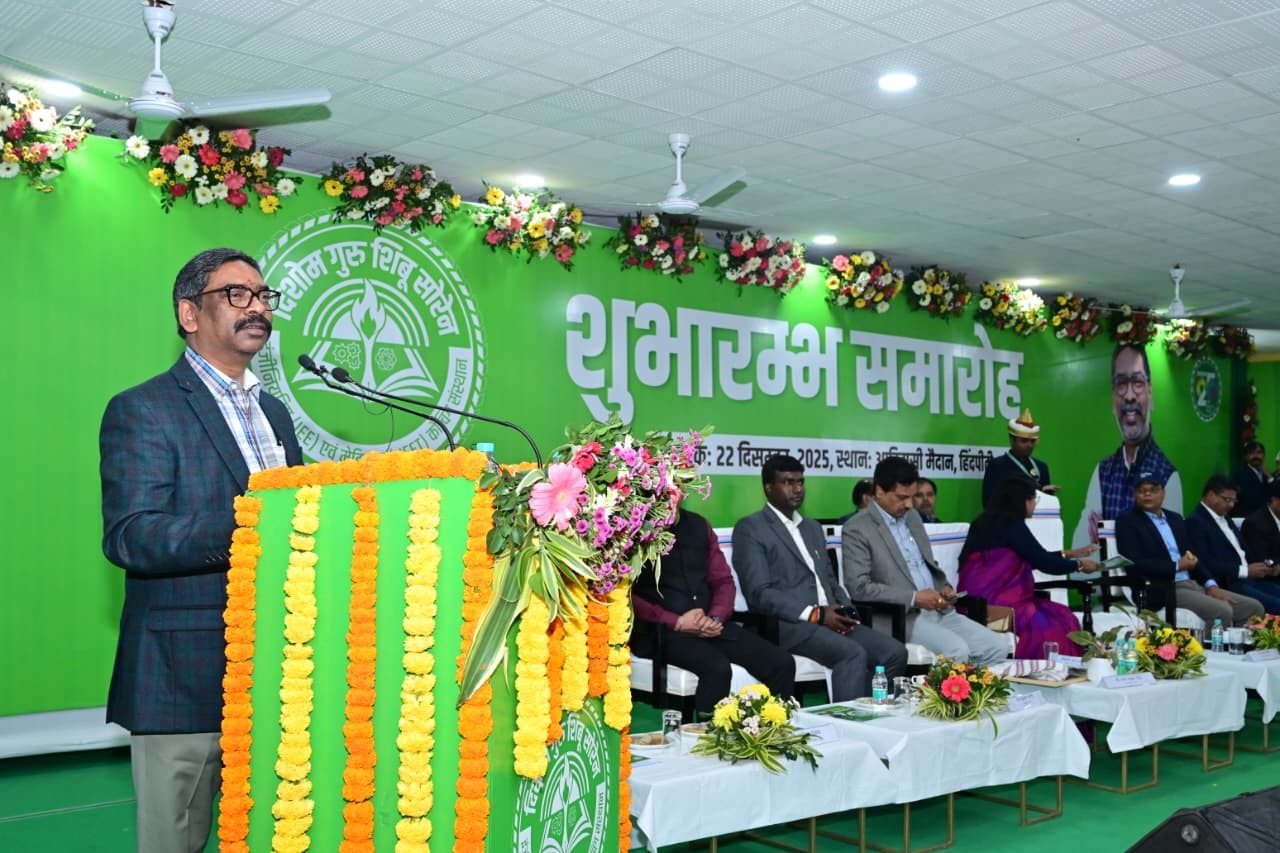 CM inaugurates Shibu Soren Engineering & Medical Coaching in Ranchi