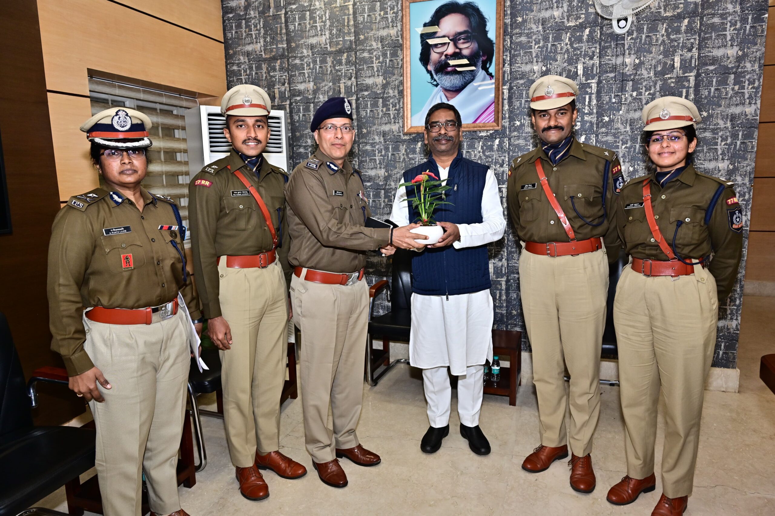 CM Hemant Soren Meets IPS 2024 Batch Trainee Officers, Shares Experience