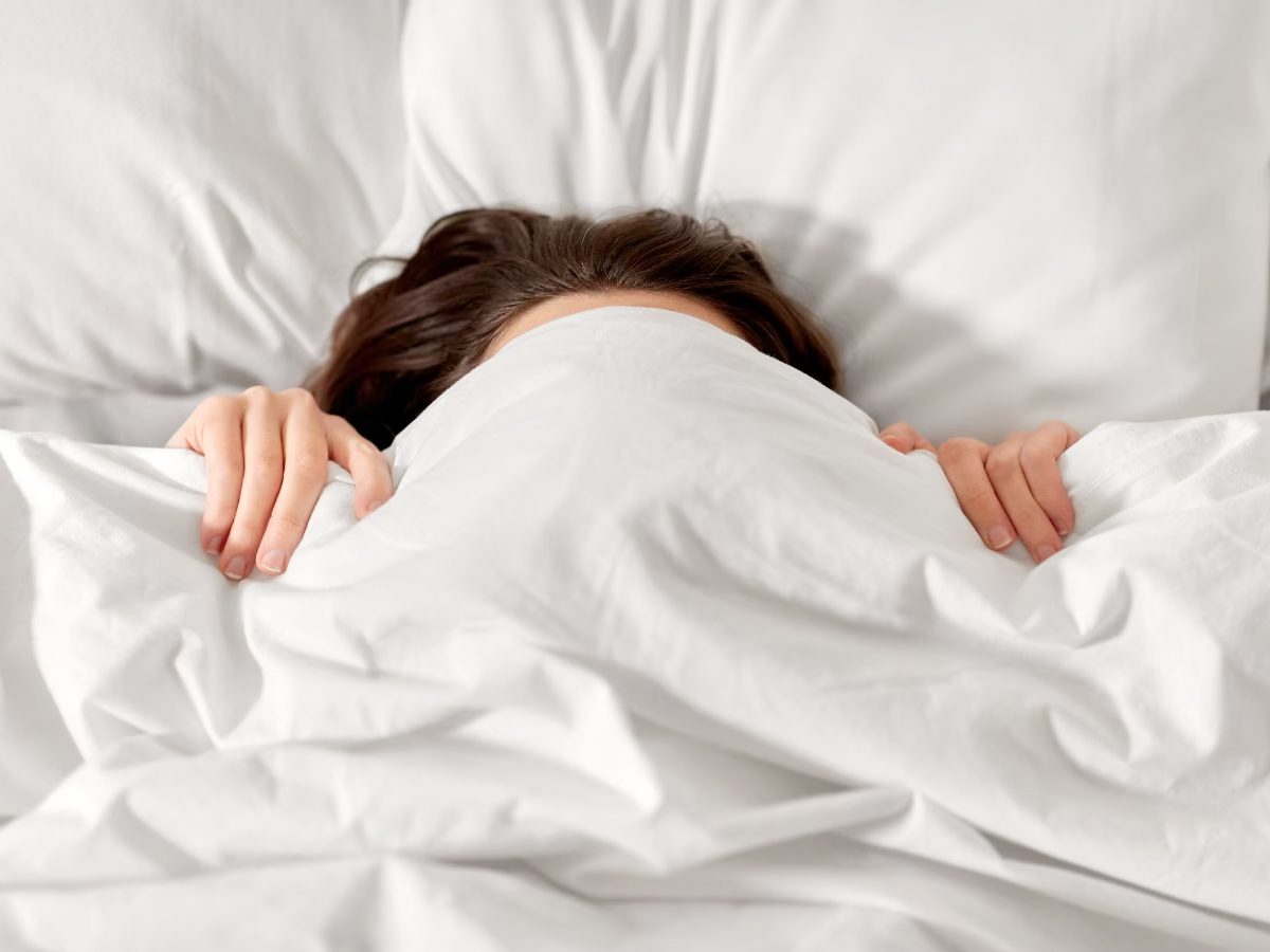 Sleeping With Face Covered by Blanket Can Cause Serious Health Risks