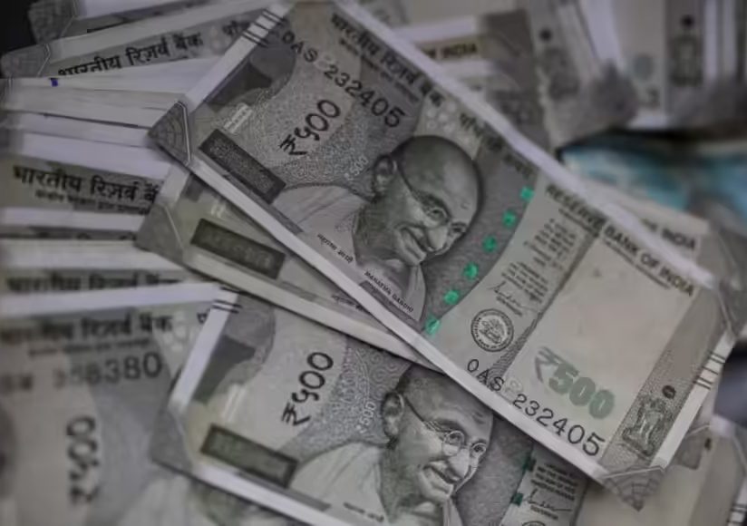 Rumours of ₹500 Note Demonetisation Fake, PIB Issues Clarification