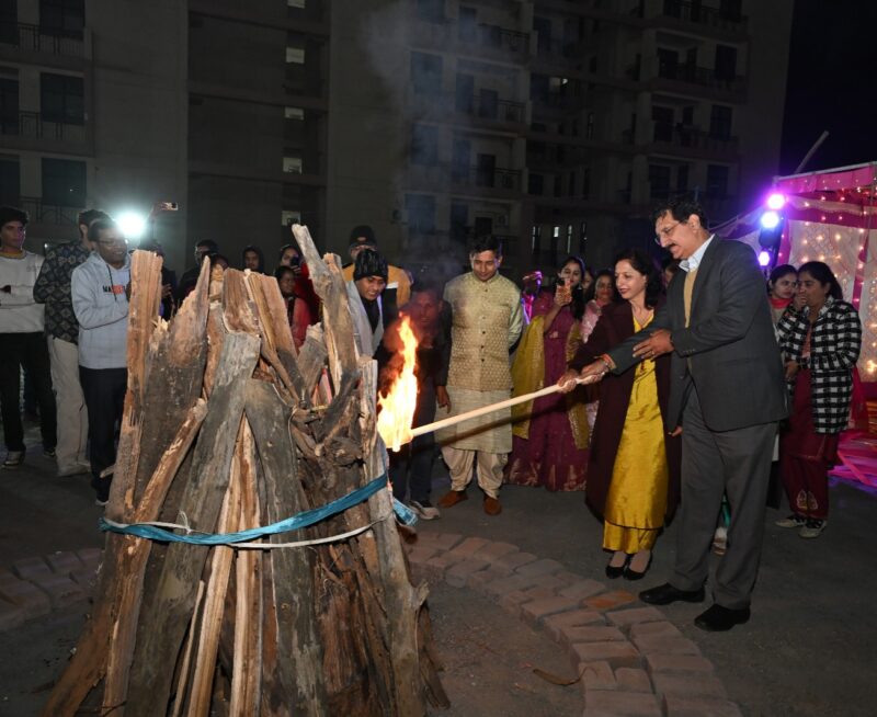 PVUNL Patratu Celebrates Lohri with Grandeur at Township Ground