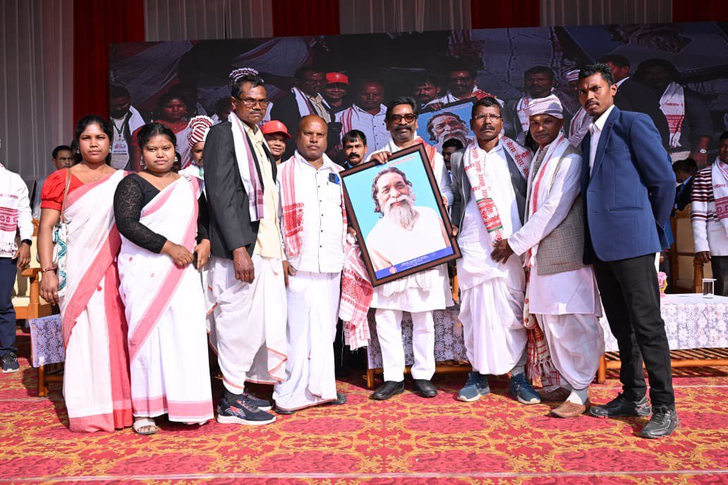 CM Hemant Soren addresses 21st Tribal Mahasabha-2026 in Assam