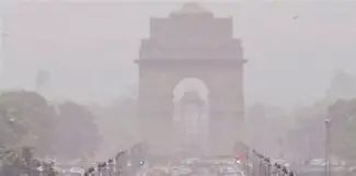 Rising Air Pollution in Delhi Fuels Alarming Cancer Surge Among Youth