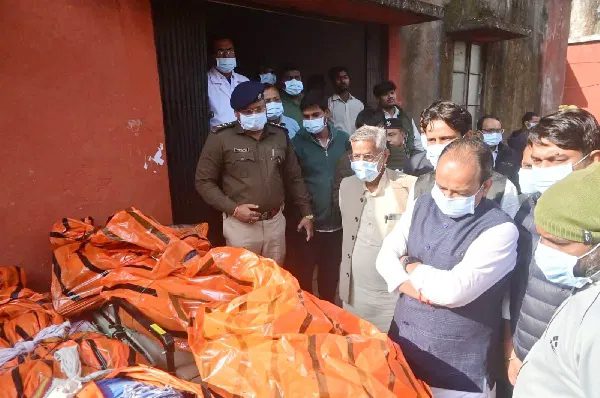 Air Ambulance Crash: Health Minister Irfan Ansari Reviews Situation in Chatra