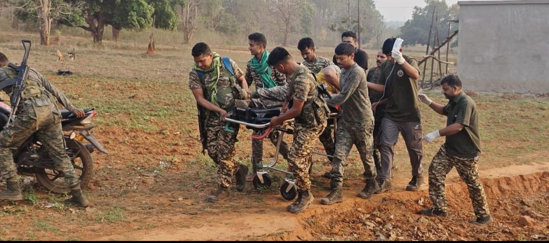 Encounter in Saranda Forest of Jharkhand, Five Security Personnel Injured