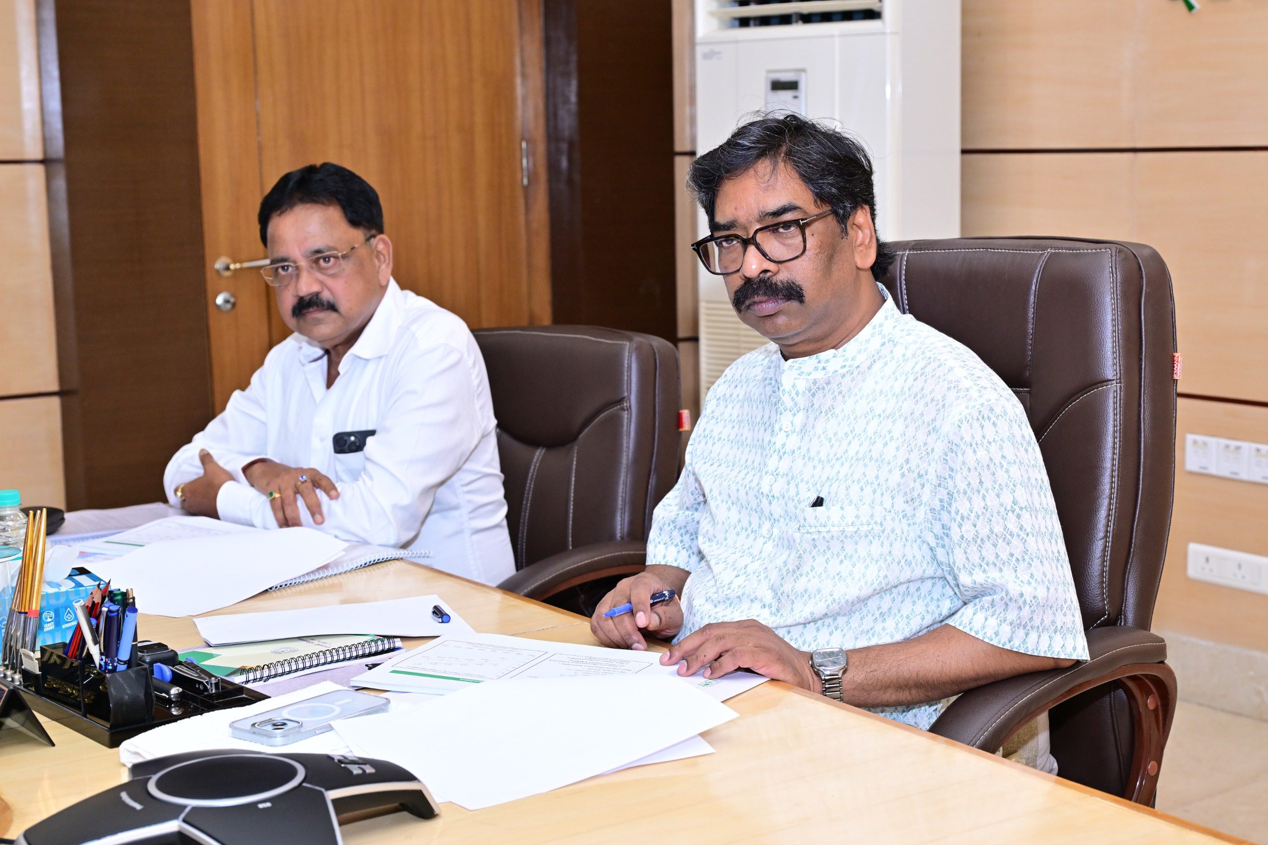 Remove Encroachments from Rivers and Water Bodies: CM Hemant Soren