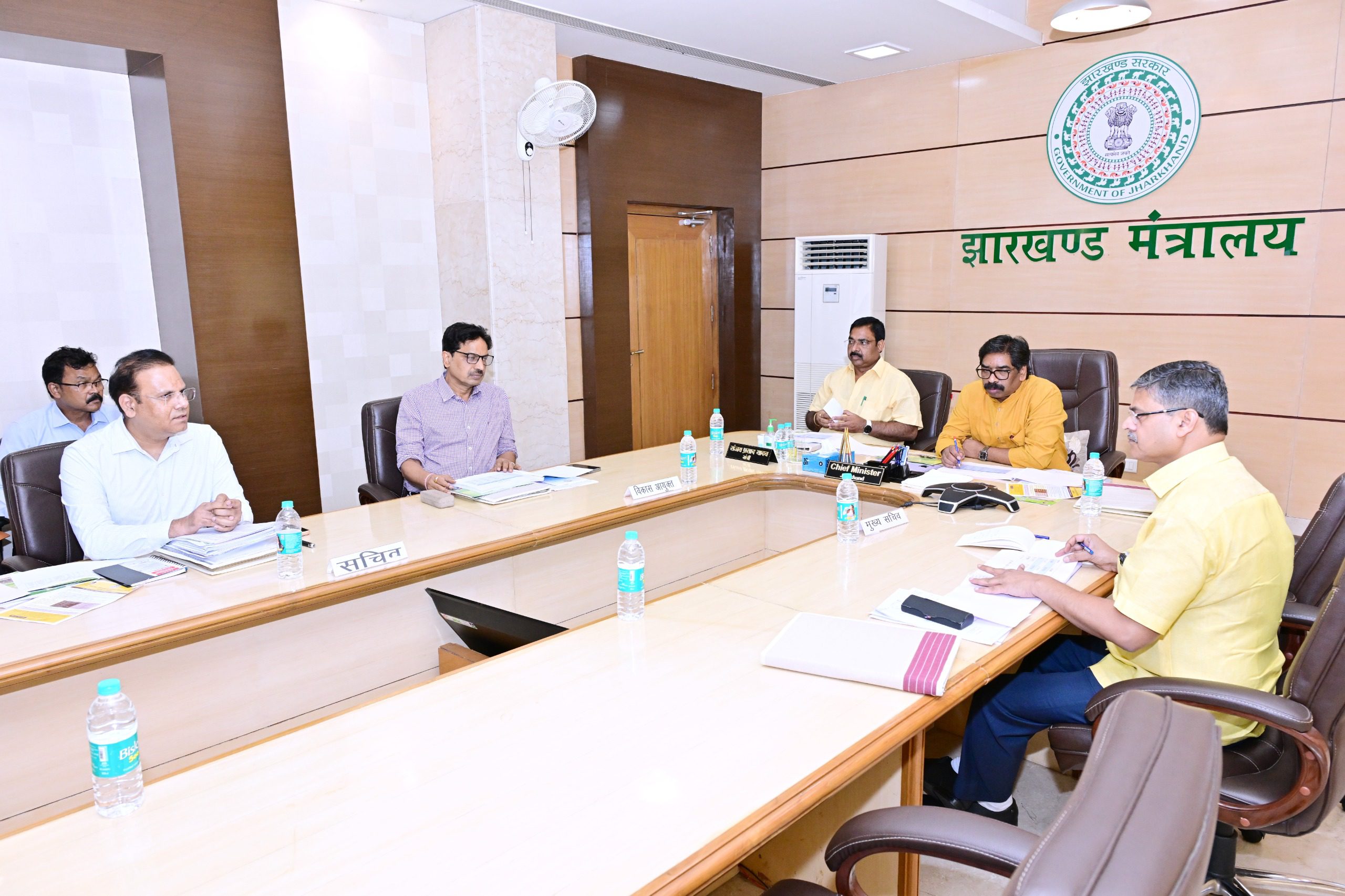 Prepare Complete Data of Migrant Workers Within 3 Months: CM