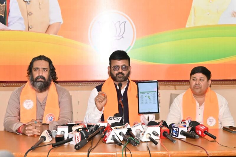 BJP Alleges Jharkhand Government Recycled Old Investment Proposals as New Announcements