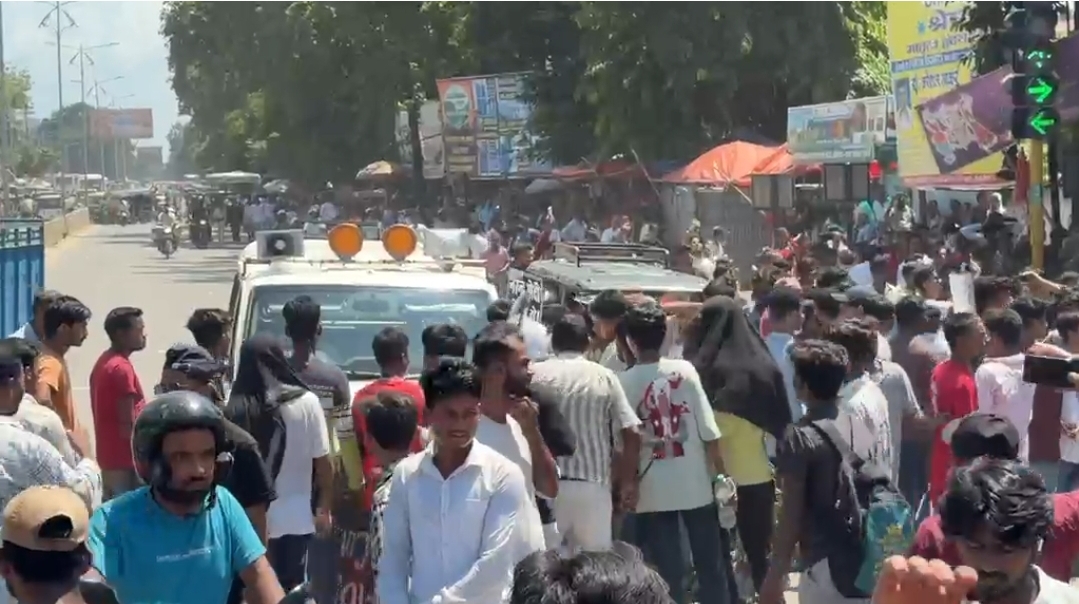 FIR Filed Against 29 Named, 250 Unidentified Persons in Purnia Violence, Attack on Public Property and Media