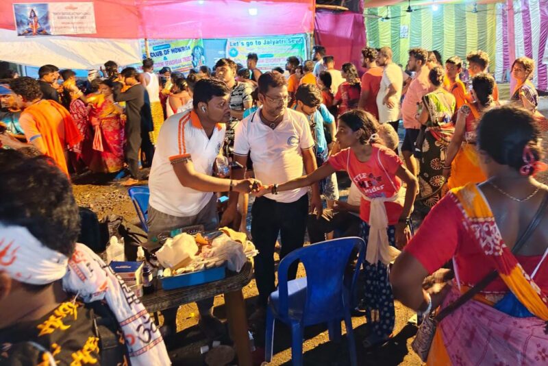 Service Camps Set Up to Support Kanwar Pilgrims in hooghly