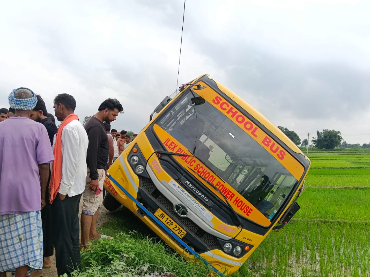 School Bus Slips Off Road into Field in Domchanch, All Students Safe