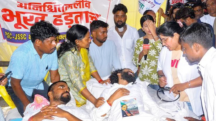 Jharkhand JPSC Protest: Students Demand Direct Talks with CM Hemant Soren in Presence of Media