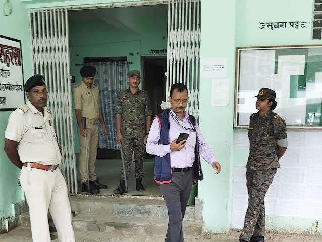 EOU Raids Four Premises of Saharsa DPO in Disproportionate Assets Case