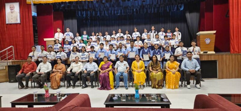 JVM Shyamali Students Shine in SOF Olympiad, Over 400 Honoured