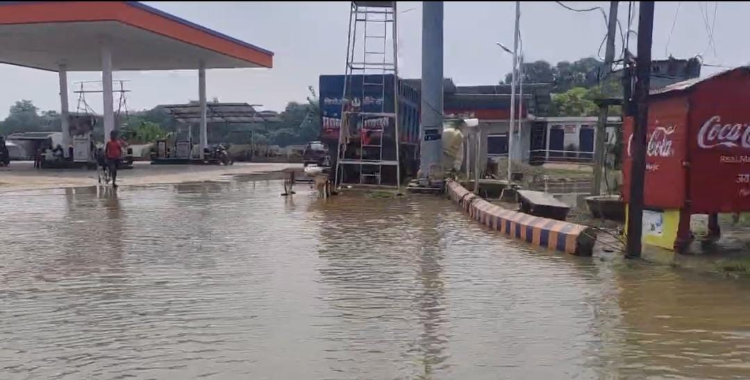 Bhagalpur Flood Alert as Ganga Nears 2021 Record, Pressure Mounts on Embankments
