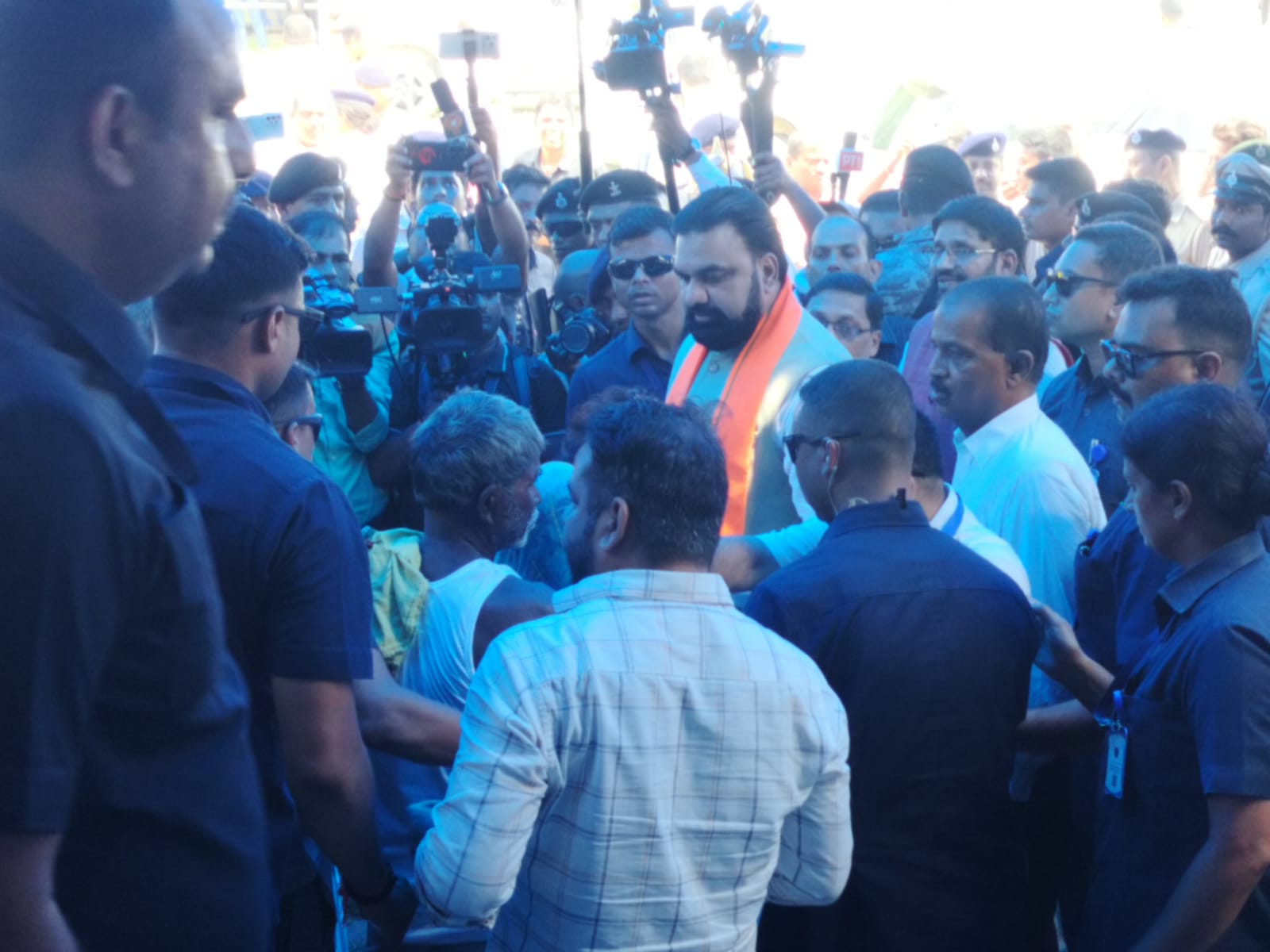CM Samrat Choudhary Visits Sonpur Flood Victims, Reviews Relief Operations