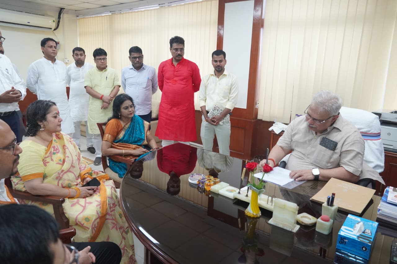 Bihar Planning Board Vice Chairman Devesh Kumar Takes Charge