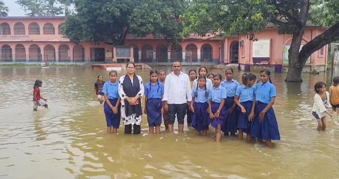 Nathnagar Flood Crisis Deepens as Schools Submerge and Villages Cut Off