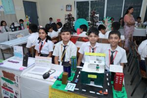 JVM Shyamali's Abhigyan 2026 Showcases 800+ Student Models