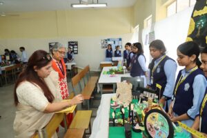 JVM Shyamali's Abhigyan 2026 Showcases 800+ Student Models
