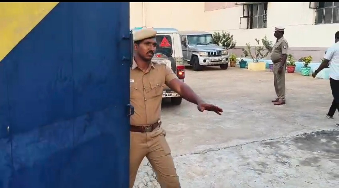 17 Inmates Escape from Sub-Jail in Theni, Tamil Nadu; One Arrested, Manhunt Intensified for Others