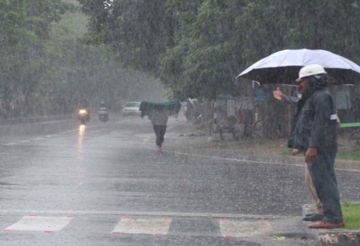 Jharkhand: Impact of Cyclone Arnab; rain continues in Ranchi and eight other districts since last night
