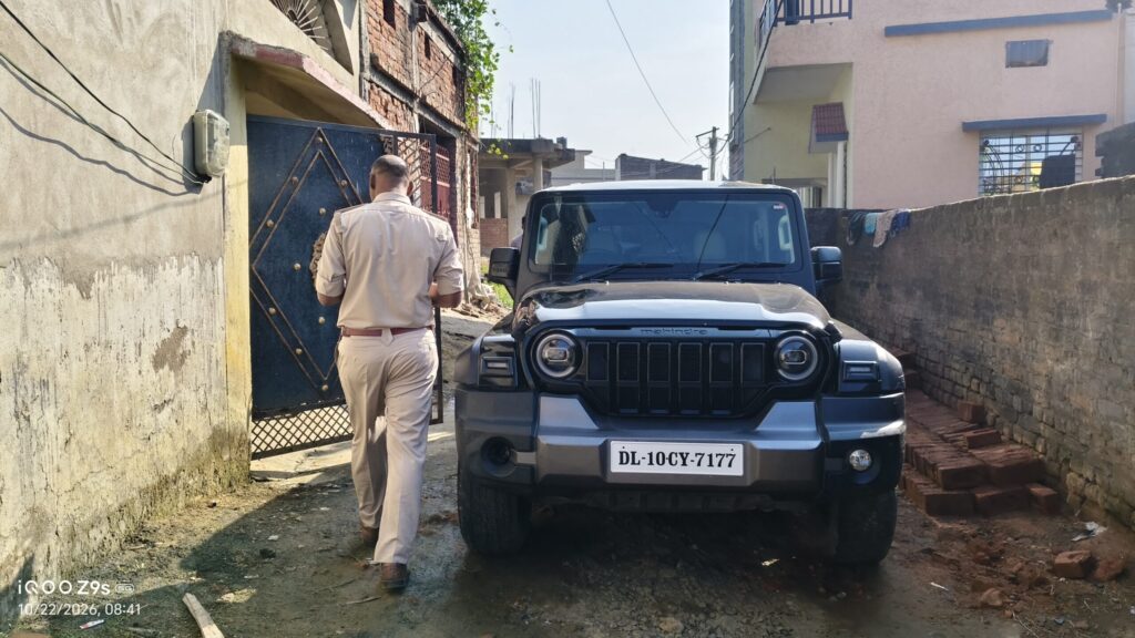 Delhi Police Raid Ranchi's Suhana City, Recover Six Vehicles Including Two Thars